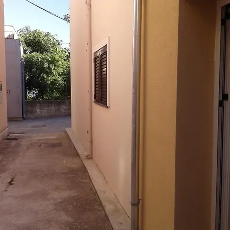 By The Sea - 11507 アパート *